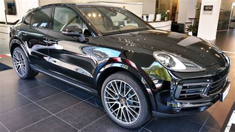 2023 Porsche Cayenne Coupe Platinum Edition