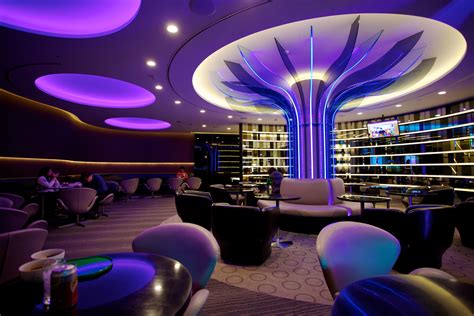 5 Great Business Class Lounges - The Wise Traveller | Eva air, Lounge ...