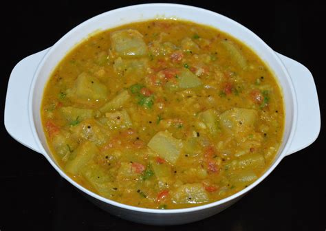 How to Make Bottle Gourd Curry | Delishably