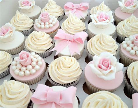 Vintage Pale Pink Wedding Cupcakes | A mixture of wedding cu… | Flickr