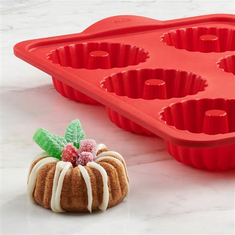 Trudeau Silicone Mini Bundt Pans, 2 pack - Walmart.com - Walmart.com