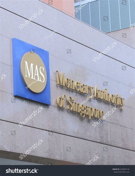 Singapore 27 May 2014 Monetary Authority Stock Photo 203035174 ...