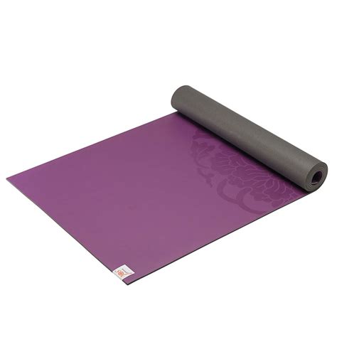 Finally, a Non-Slip Yoga Mat That Really Works | Hot yoga mat, Hot yoga, Bikram yoga