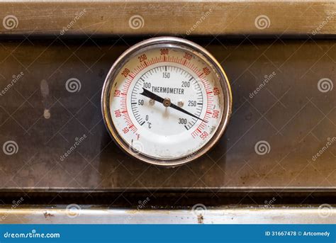 The temperature gauge stock photo. Image of burn, grill - 31667478