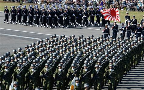 Japan’s push for collective self-defense stirs dispute-프린트화면