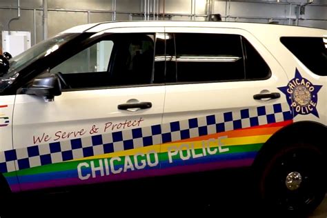 Chicago Police Department unveils raindow-decorated Ford Explorer in ...