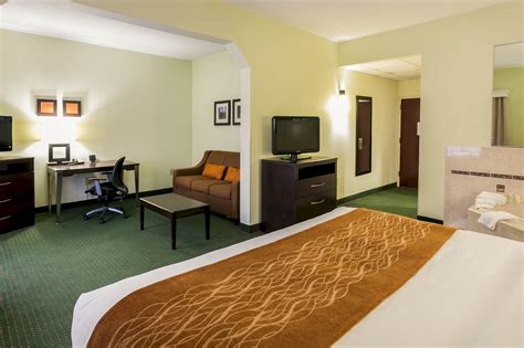 Discount Coupon for Comfort Inn & Suites Cornelius in Cornelius, North ...