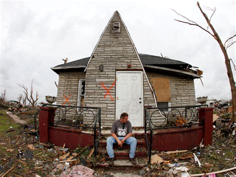 Joplin tornado - CBS News