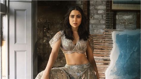 Sara Ali Khan to Portray Legendary Freedom Fighter Usha Mehta in 'Aye Watan... Mere Watan'