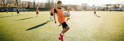 5 Surprising Benefits of Juggling a Soccer Ball – Your Soccer Home