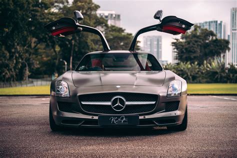 Mercedes-Benz SLS AMG - KC & Jo