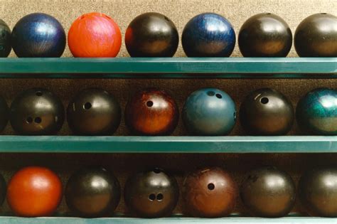 List of top bowling ball brands and companies - best in 2022