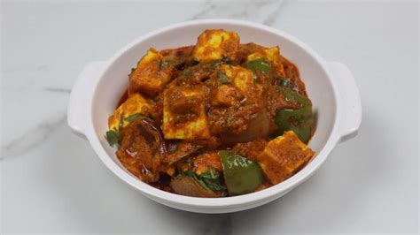 Paneer Handi Masala - 5 Minute Paneer Recipe - Tasted Recipes