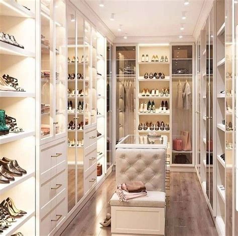 120 incredible small walk-in closet ideas & makeovers - page 2 ~ Modern House Design | Dream ...