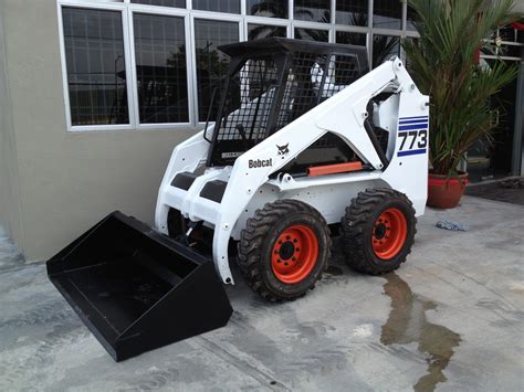 U.O.E. Equipment Sdn. Bhd.: Reconditioned Bobcat Skid Steer Loader 773 ...