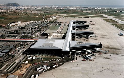 Ricardo Bofill, Taller de Arquitectura - PORTFOLIO - T2 Barcelona Airport | Ricardo bofill ...