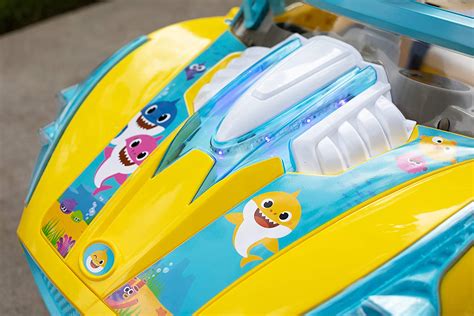 You Can Get A Baby Shark Ride-On Car That Plays The Baby Shark Song as Your Kids Drive Kids ...