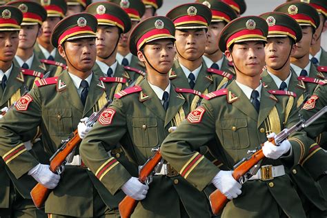 Chinese soldiers are getting too big for their tanks | Sports, Hip Hop ...