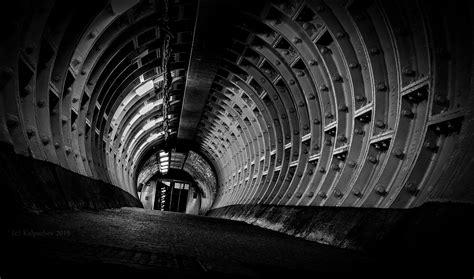 Greenwich foot tunnel – Kalpachev photography