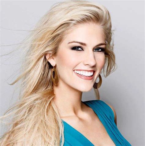 Miss South Dakota USA 2012 Taylor Neisen