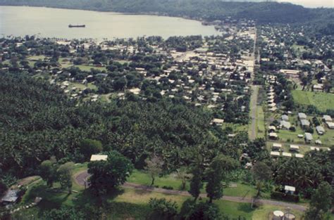 Aerial view of Rabaul before the 1994 volcanic eruption, Papua New ...