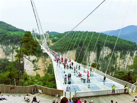 Tourists Visiting Zhangjiajie Glass Bridge in Hunan, China. Editorial ...