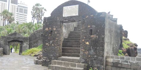 Castella de Aguada / Bandra Fort Mumbai (History, Entry Fee, Images ...