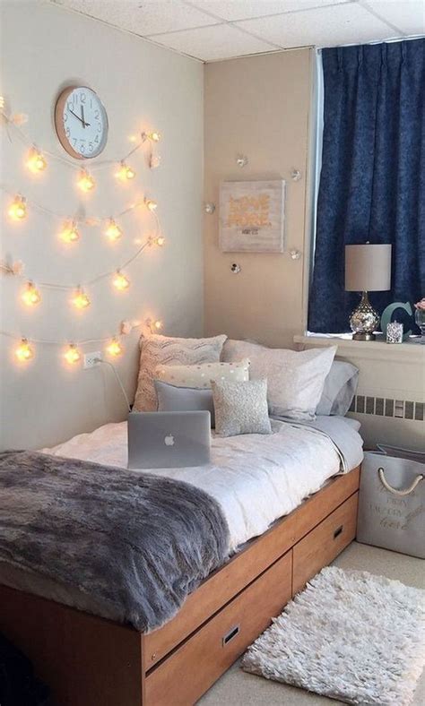 32 Cool Dorm Room Ideas To Maximize Your Space - SWEETYHOMEE