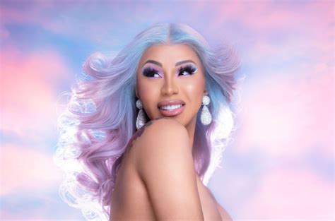 Cardi B Signs to Warner Chappell Publishing