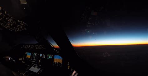 Watch the Sun Climb From the Cockpit of a 787 Dreamliner - The Points Guy