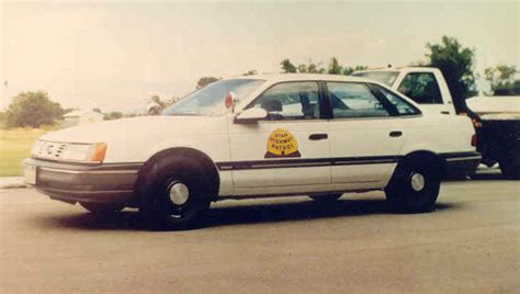 Utah Highway Patrol 1990 Ford Taurus - Model Cars - Model Cars Magazine ...