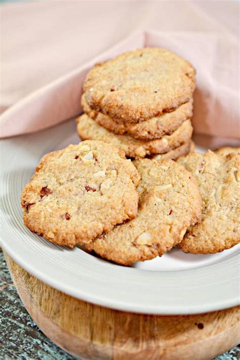 Keto Cookies – BEST Low Carb Keto “Oatmeal” Cookie – Easy – Snacks ...