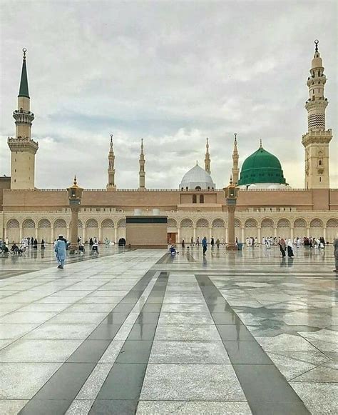 The Greatest Holy place #Madina#ROZA E RASOOL(SAW)#MUSLIMS#PEACEFUL#UMMATI#THANKS FOR ALLAH ...