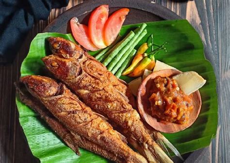 Resep Ikan Bandeng Goreng Sambal Bawang oleh Oknisa Carolina - Cookpad