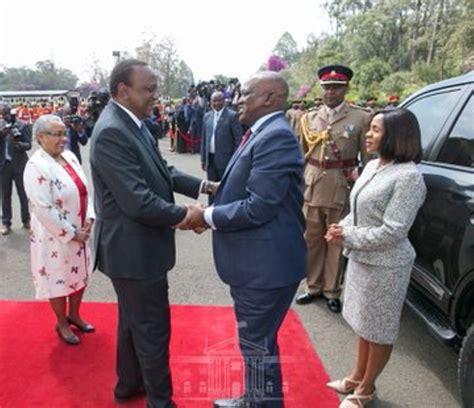 Uhuru, Ruto receive Botswana president at State House