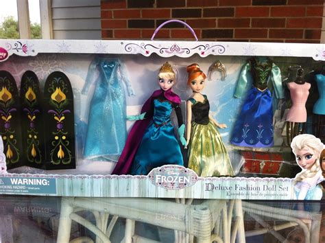 2013 Disney store frozen doll set. | I thought I was going t… | Flickr