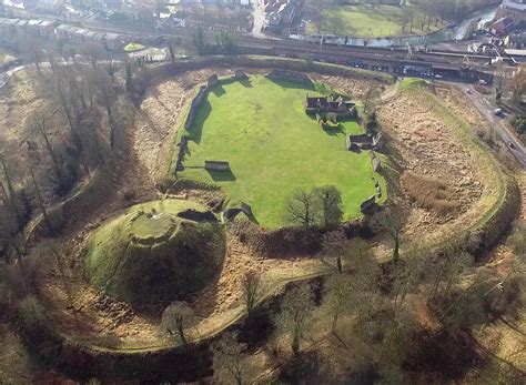 BERKHAMSTED CASTLE