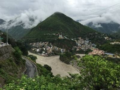 Devprayag Sangam - Confluence of river Alaknanda & Bhagirathi