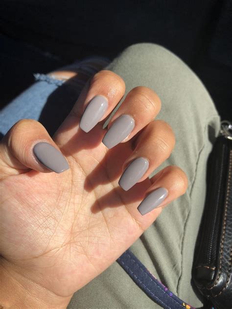 10 Popular Fall Nail Colors for 2019 - An Unblurred Lady | Acrylic ...