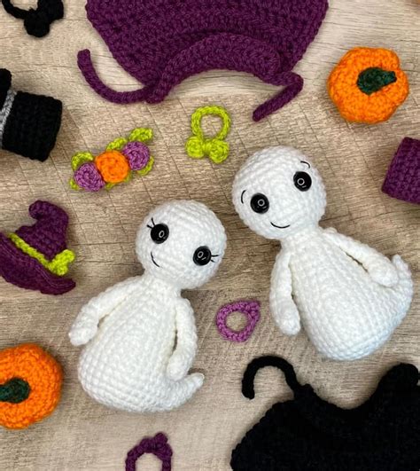 13 Crochet Ghost Patterns - Halloween Fun - A More Crafty Life