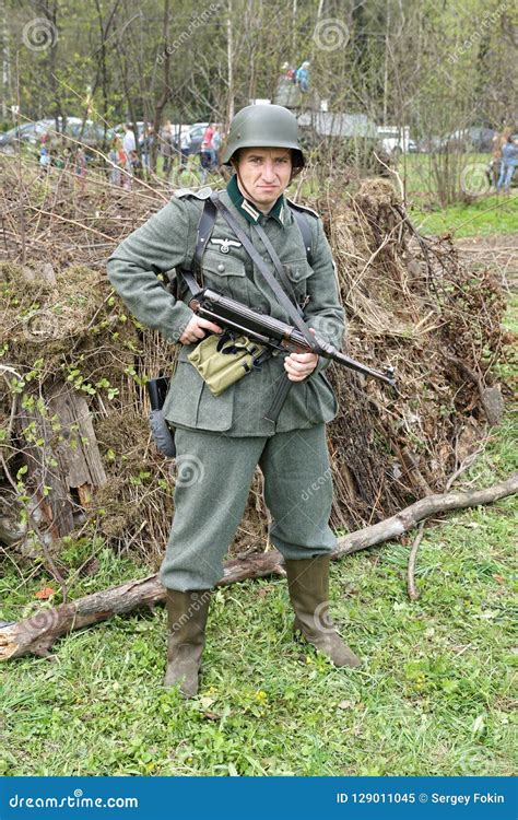 German MP40 9mm Second World War Sub-machine Gun. Editorial Photo ...