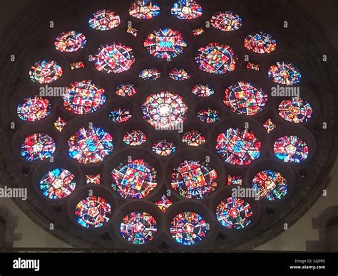 Round stained glass windows at St Albans Cathedral, Hertfordshire Stock Photo - Alamy