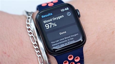 Apple Watch could measure blood pressure with error-correcting sensor ...