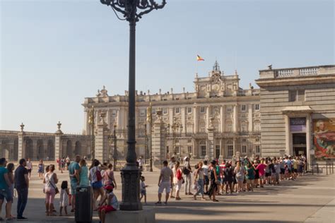 Royal Palace of Madrid Tickets Price - Everything you Should Know - TourScanner