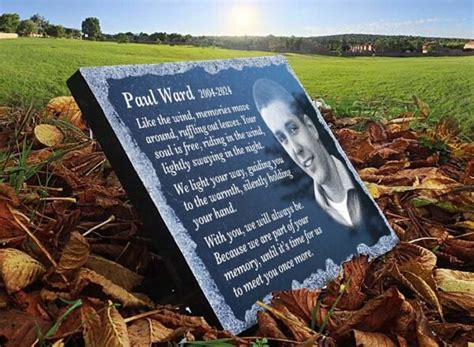 Tree Memorial Plaque - memorialplaques.ie