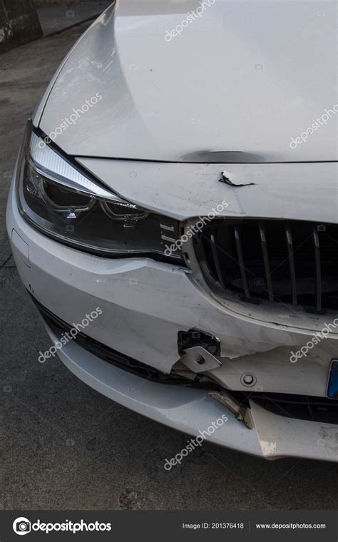 Car Bumper Accident — Stock Photo © nicoarist #201376418