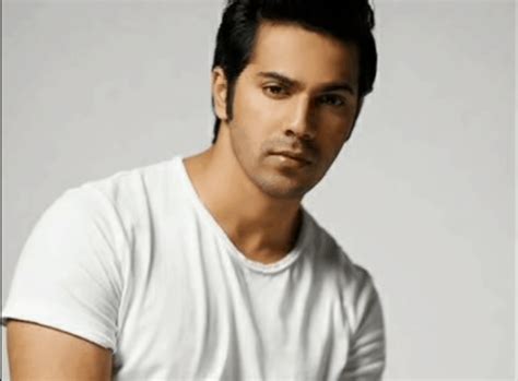 Top 50 Varun Dhawan Hairstyle that you haven't caught in the movie