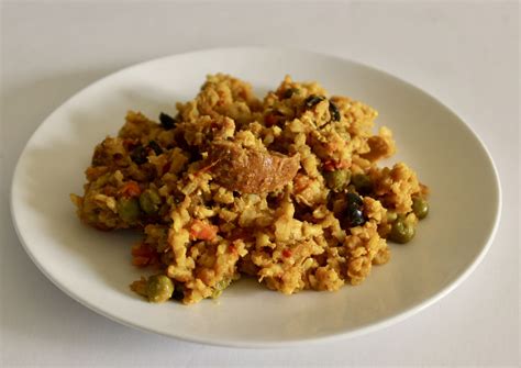 Brown Rice, Chicken, and Chorizo Paella Recipe