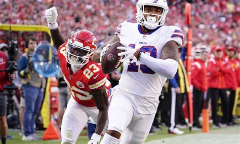 This angle of the Gabe Davis TD pass for Bills vs. Chiefs is insane