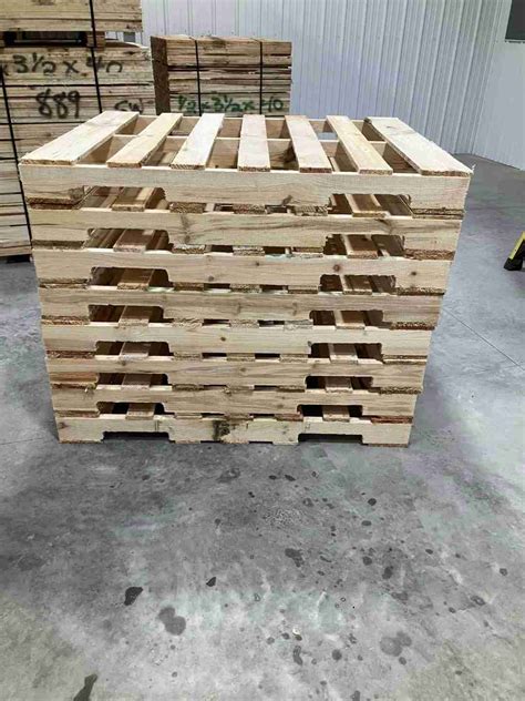 Wooden Pallet Guide (How to Find the Right Pallet Type)